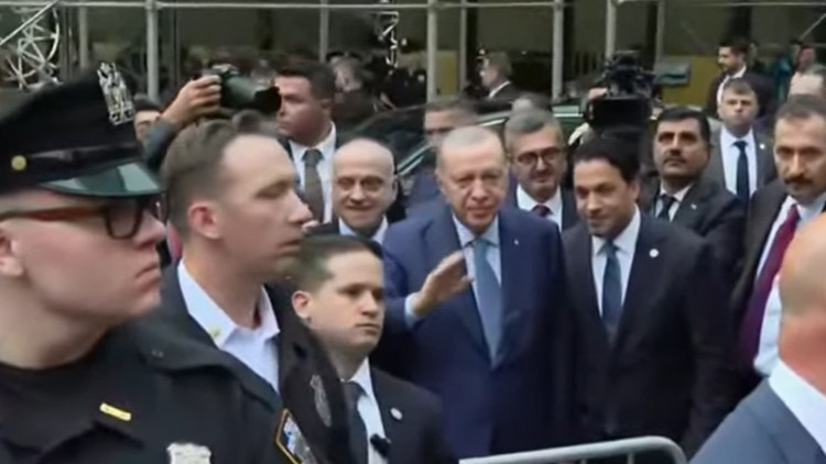 Son Gelişme: Cumhurbaşkanı Erdoğan’a Türkevi’nde coşkulu karşılama - Son Dakika Bilgileri