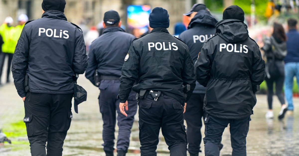 Gündemden Son Bilgiler: Rüyada polis görmek ne anlama gelir?: Gelişmeler Takip Ediliyor
