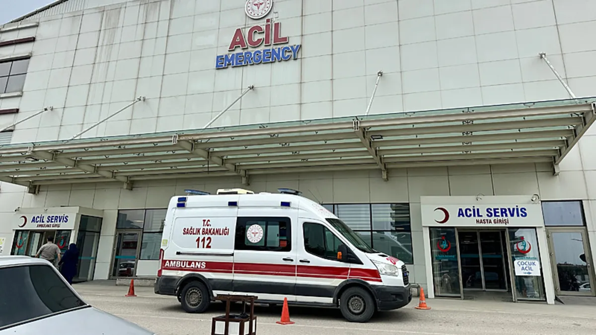 Son Gelişme: Kastamonu'da gazdan etkilenen 12 işçi hastaneye kaldırıldı: Gelişmeler Takip Ediliyor