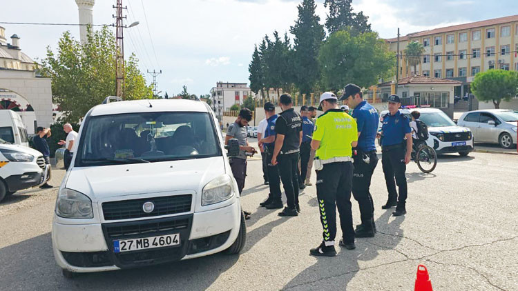Kritik Açıklama: Riskli okullara sabit polis ve Merak Edilenler
