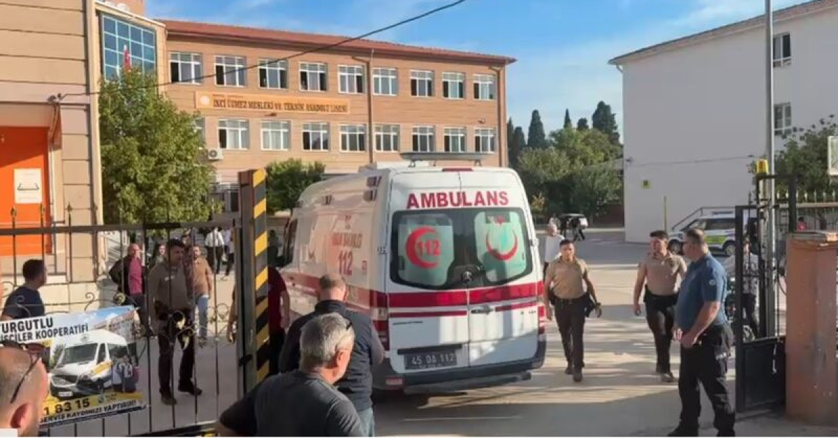 Kritik Açıklama: Manisa'da okula silahlı saldırı: Yaralılar var