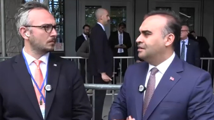 Son Gelişme: Sanayi ve Teknoloji Bakanı Kacır CNN Türk'e konuştu: Yapay zeka risklerine karşı milli tedbirler