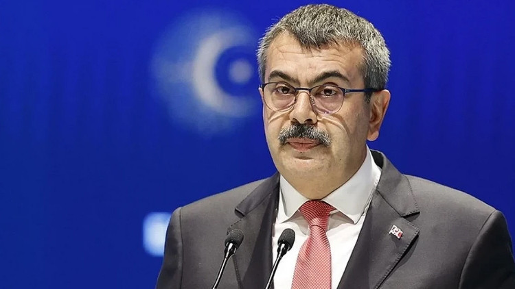Gündemden Son Bilgiler: Milli Eğitim Bakanı Yusuf Tekin'den Manisa'daki saldırı açıklaması: Akran zorbalığı sö