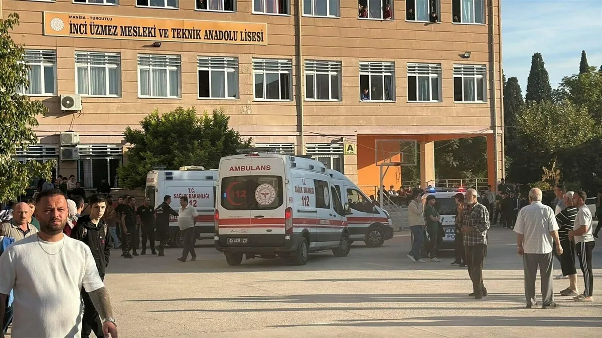 Sıcak Gündem: Manisa’daki dehşette yeni gelişme: 10 şüpheli adliyede! 11 öğrenci yaralanmıştı... | İşte Tüm Ay