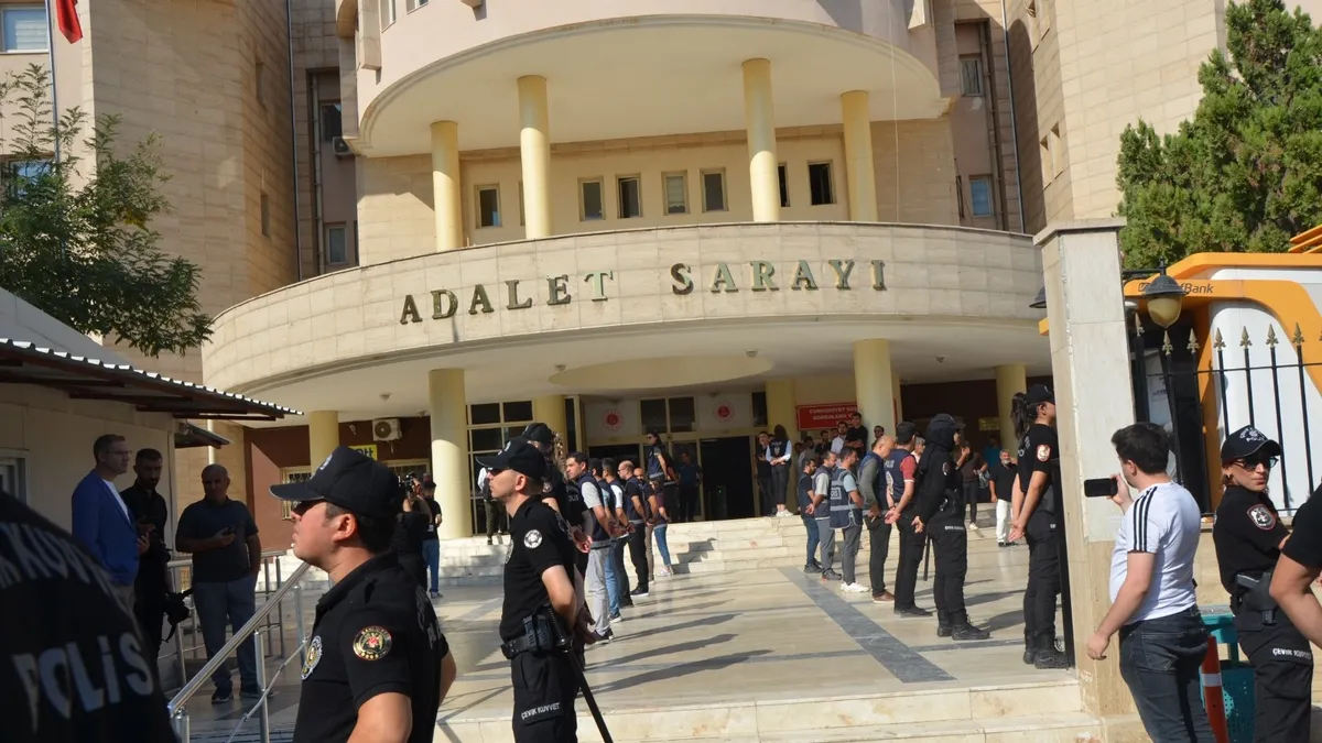 Son Gelişme: Şanlıurfa merkezli 5 ildeki operasyonda yeni gelişme: 46 şüpheli adliyeye sevk edildi!: Gelişmele