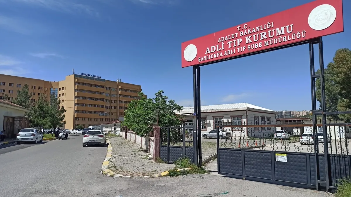 Gündemden Son Bilgiler: İnşaatta feci olay! İşçi 3. kattan düşerek yaşamını yitirdi - Son Dakika Bilgileri