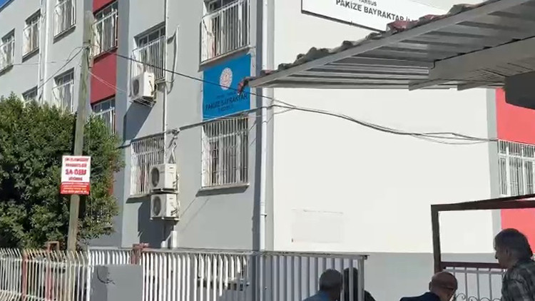 Son Gelişme: İlkokul öğrencisinin çantasından tabanca çıktı! Gözaltına alınan baba: Ben koydum sonra unuttum: