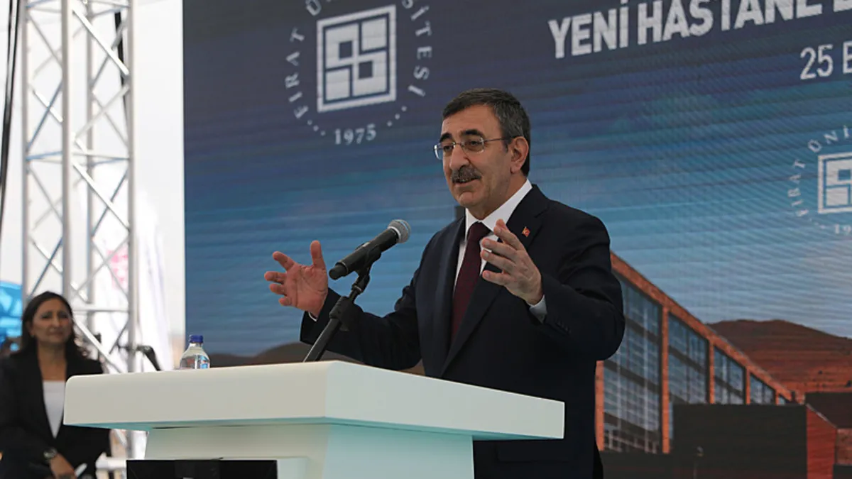 Kritik Açıklama: Cumhurbaşkanı Yardımcısı Yılmaz: Sağlık endüstrilerini daha farklı bir noktaya taşıyacağız ve