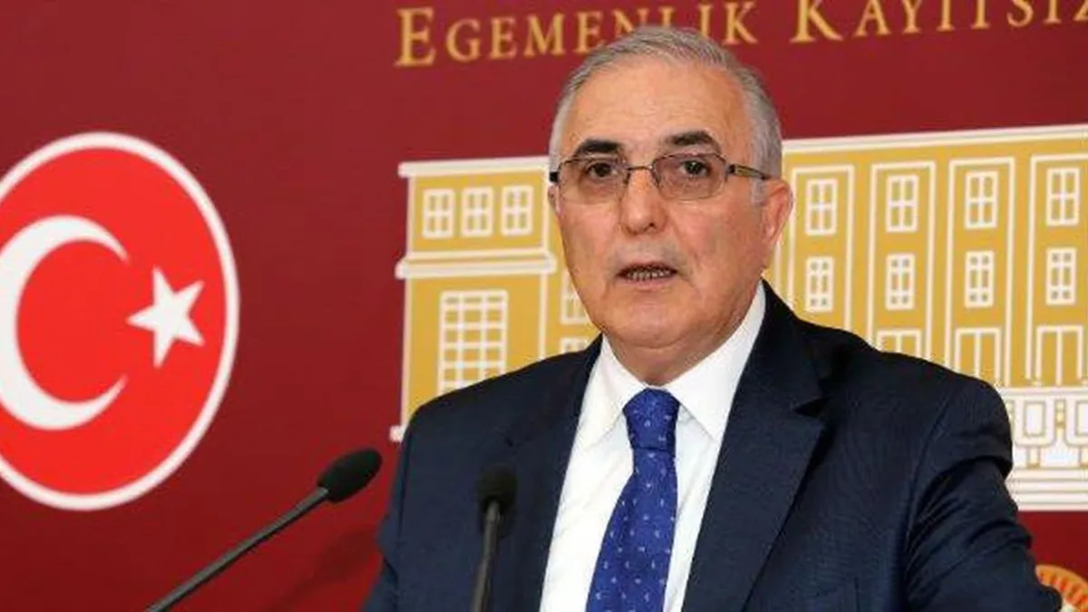 Sıcak Gündem: Eski CHP milletvekilinin kardeşi “Balıkçı İsmet”in 3 milyarlık para trafiği inceleniyor ve Merak
