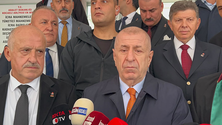 Ayrıntılar Netleşti: Ümit Özdağ, Kocaeli'de 'tehdit' suçlamasıyla hakim karşısına çıktı: Gelişmeler Takip Edil