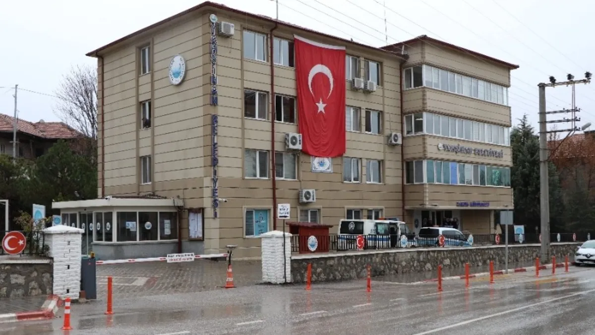 SON DAKİKA… Pavyon soruşturması Yahşihan Belediyesi’ne uzandı! Kapanış saati için 100 bin lira rüşvet iddiası: