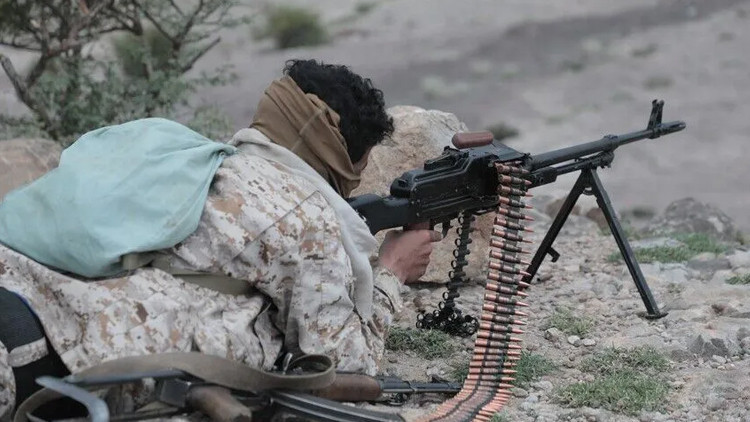 Arap Koalisyonu Husilerin 136 hedefini vurdu
