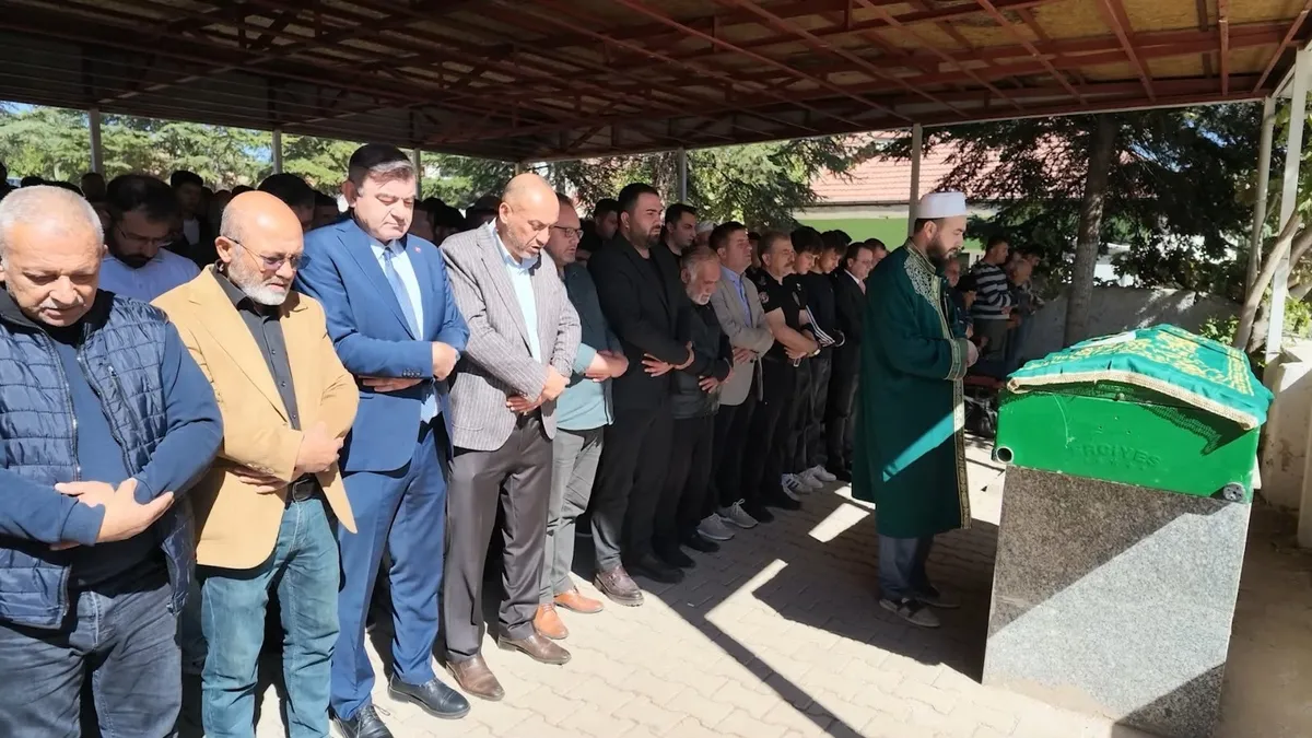 Kritik Açıklama: Yozgat'taki kazada ölen orman muhafaza memurunun ağabeyi de 10 yıl önce aynı şehirde şehit ol