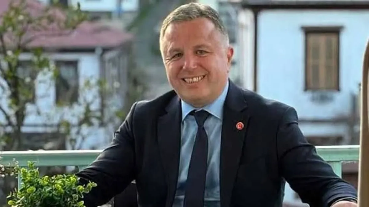 Gündemden Son Bilgiler: Giresun Belediye Başkanvekili Kara, YENİ Parti’den istifa etti: Gelişmeler Takip Edili