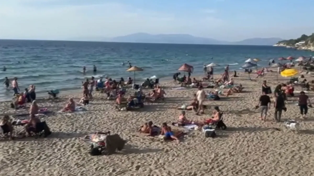 Gündemden Son Bilgiler: Kuşadası’nda Ekim güneşi deniz keyfini uzattı - Son Dakika Bilgileri
