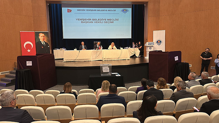 Sıcak Gündem: Yenişehir Belediyesi'nde başkan vekilliği seçimini CHP'li Çağdaş Dutlu kazandı: Gelişmeler Takip
