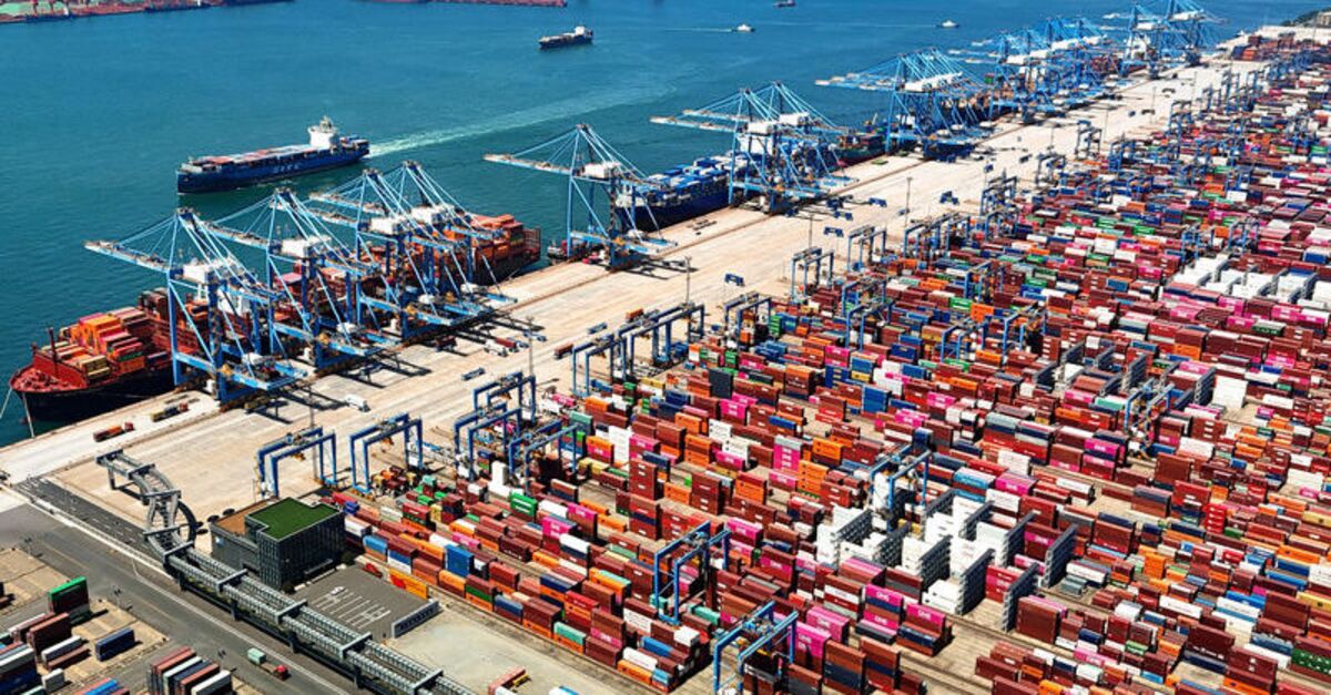 Çin'den 938 milyar dolar dış ticaret fazlası