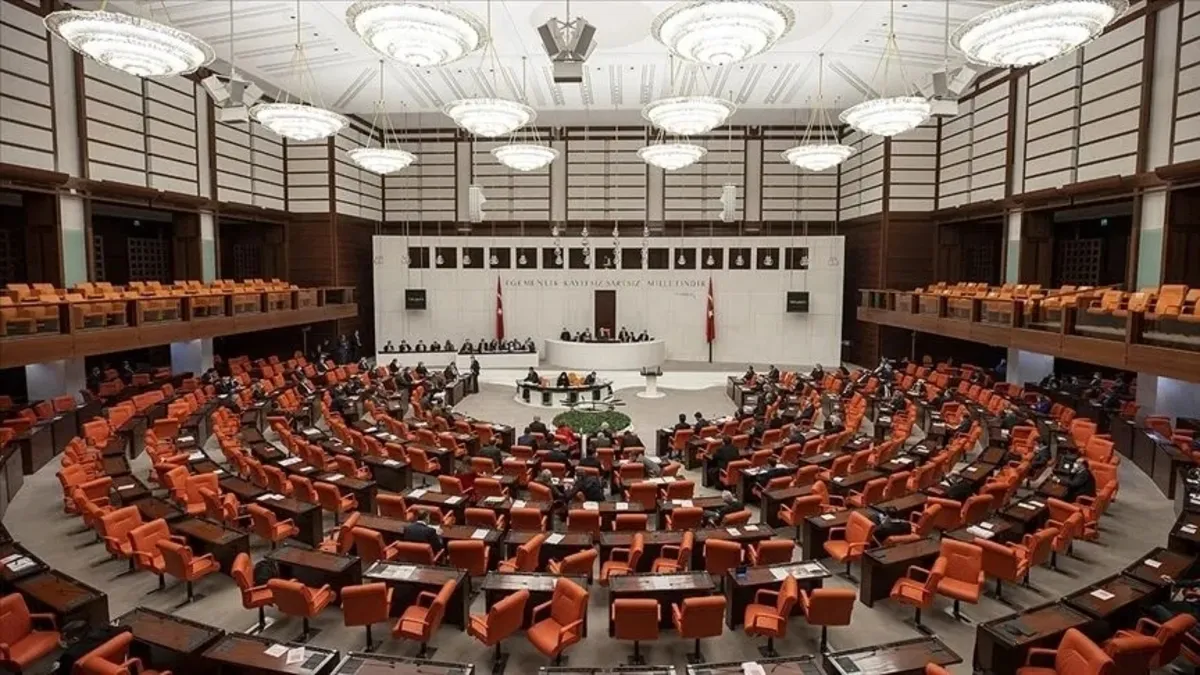 Gündemden Son Bilgiler: SON DAKİKA | Fon yasası komisyonda kabul edildi ve Merak Edilenler