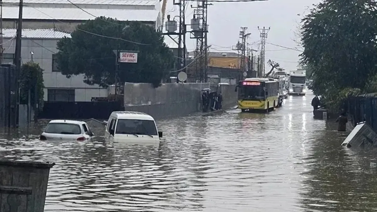 İstanbul'da üniversiteler tatil mi? 15 Ekim'de eğitime ara veren üniversiteler netlik kazandı - Son Dakika Bil