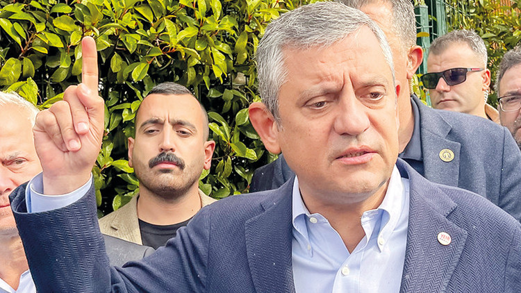 Sıcak Gündem: Özel: Dimdik ayaktayız: Gelişmeler Takip Ediliyor