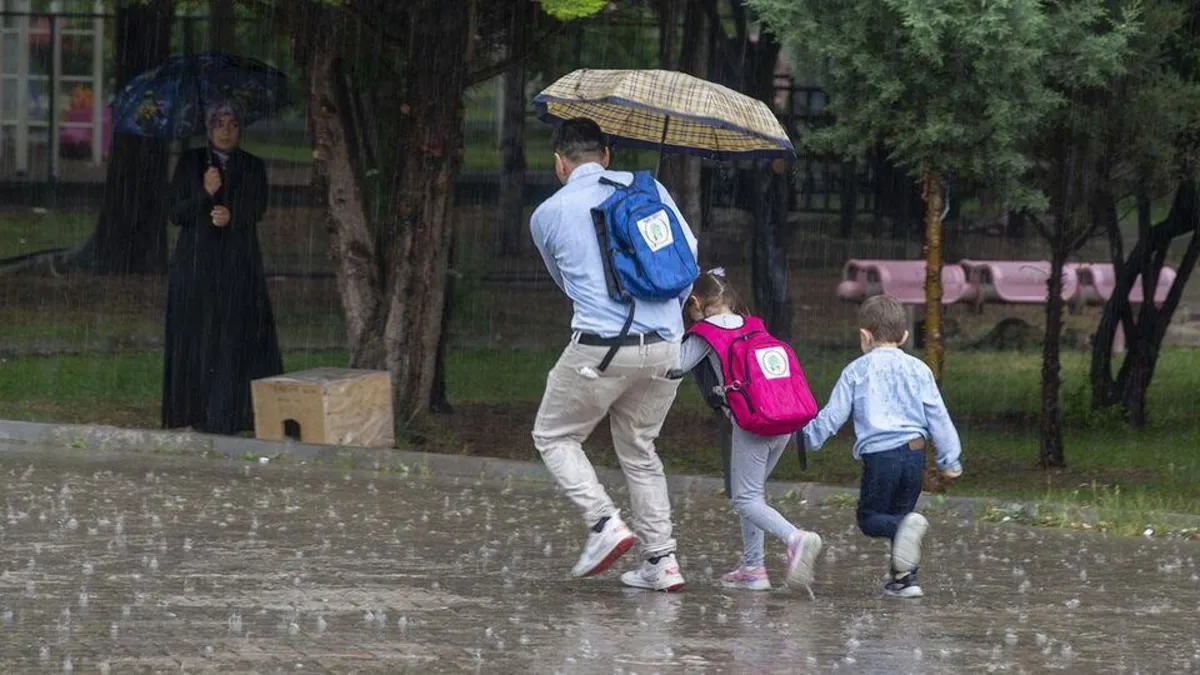 Kritik Açıklama: Bursa'da yarın okullar tatil mi? 16 Ekim Cuma Bursa eğitim durumu için Valilik açıklaması bek