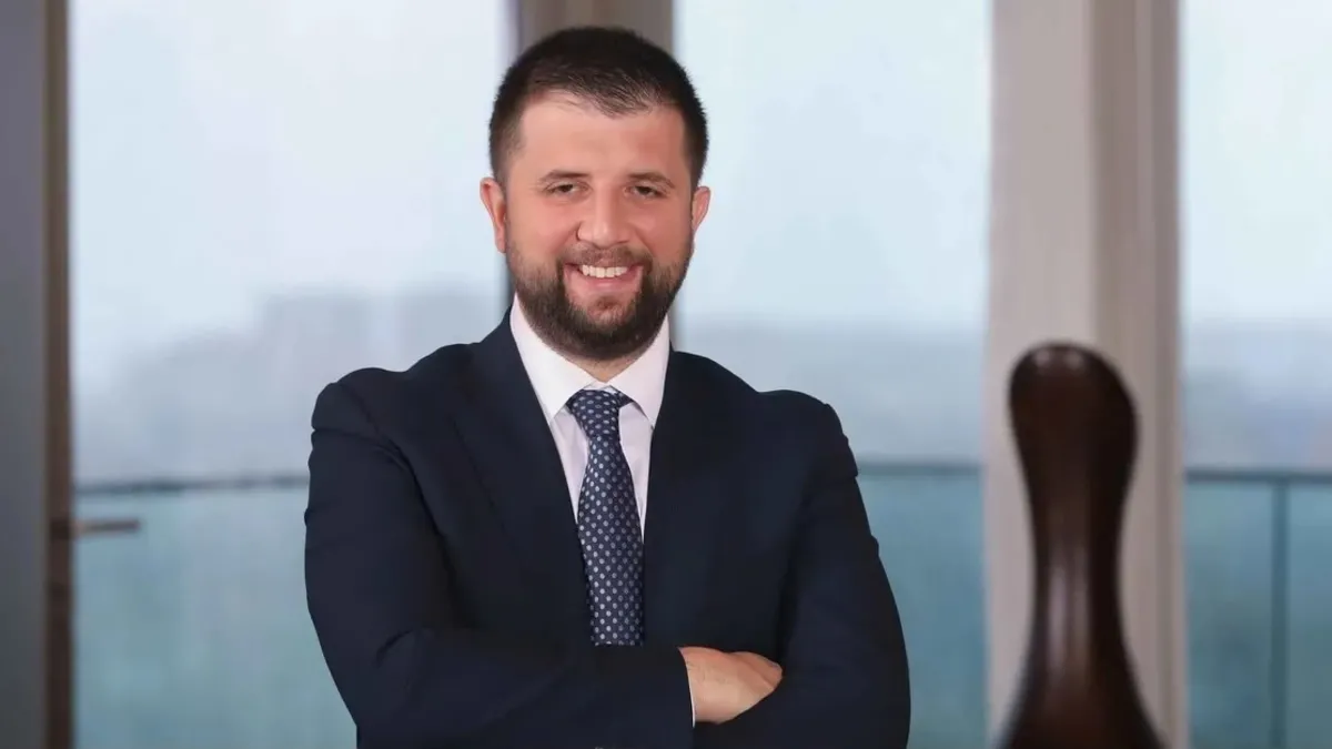 SON DAKİKA... Hamdi Akın’ın oğlu Selim Akın uyuşturucu soruşturmasında yakalanarak gözaltına sevk edildi | İşt