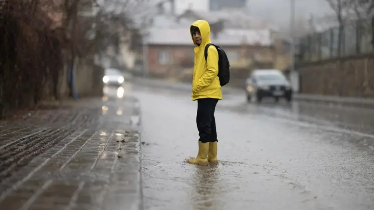 Sakarya'da yarın okullar tatil mi? 16 Ekim Cuma için Valilik açıklama yaptı! ve Merak Edilenler