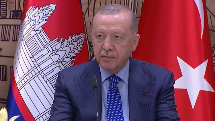 Sıcak Gündem: Cumhurbaşkanı Erdoğan: Başta savunma sanayii olmak üzere Kamboçya ile iş birliğimizi güçlendirec