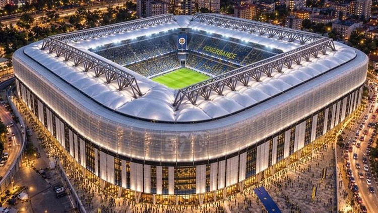 Gündemden Son Bilgiler: Fenerbahçe'de tarihi ikilem! | İşte Tüm Ayrıntılar
