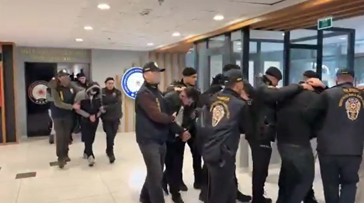 Son Gelişme: Bursa'da yasa dışı bahis operasyonunda 16 tutuklama ve Merak Edilenler