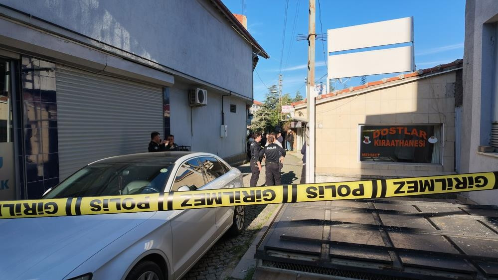 Son Gelişme: Konya'da kıraathaneye tüfekli saldırı: 1 ölü, 1 yaralı - Son Dakika Bilgileri