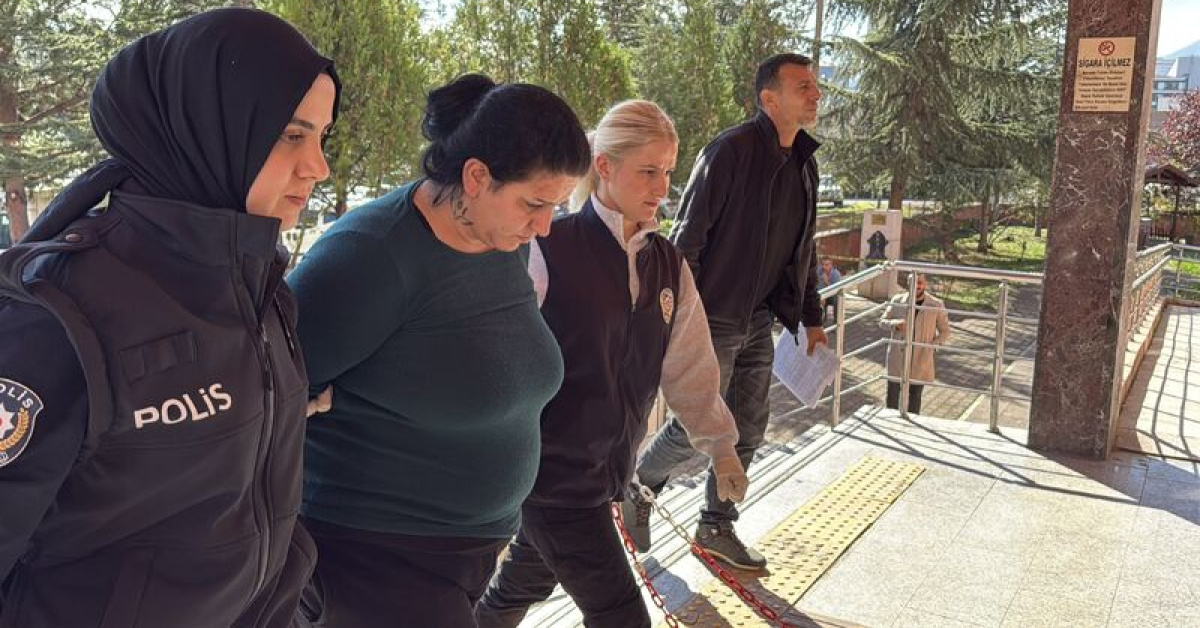 Gündemden Son Bilgiler: Sevgiliye 2 bıçakla saldırı! Kıskançlık kanlı bitti - Son Dakika Bilgileri