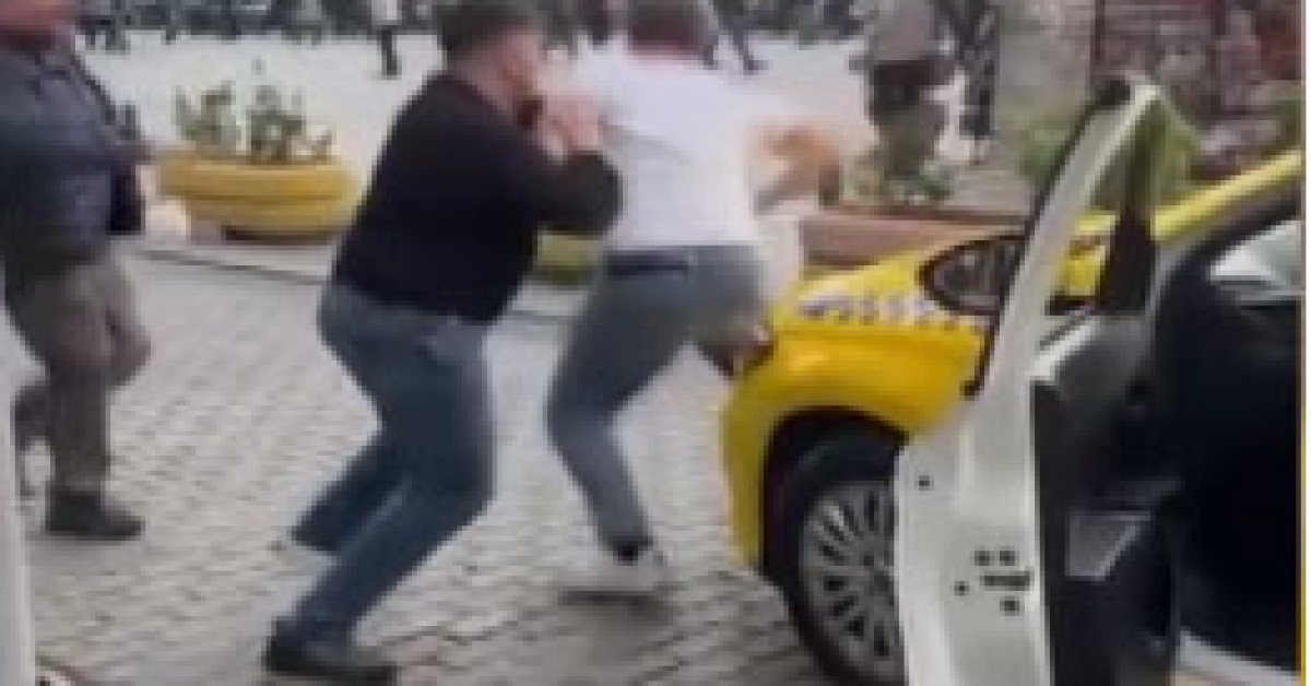 Ayrıntılar Netleşti: Taksiciler yolu ringe çevirdi: Gelişmeler Takip Ediliyor