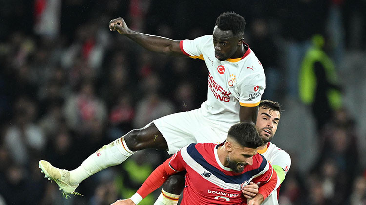 Son Gelişme: Galatasaray'da savunmanın patronu Davinson! | İşte Tüm Ayrıntılar