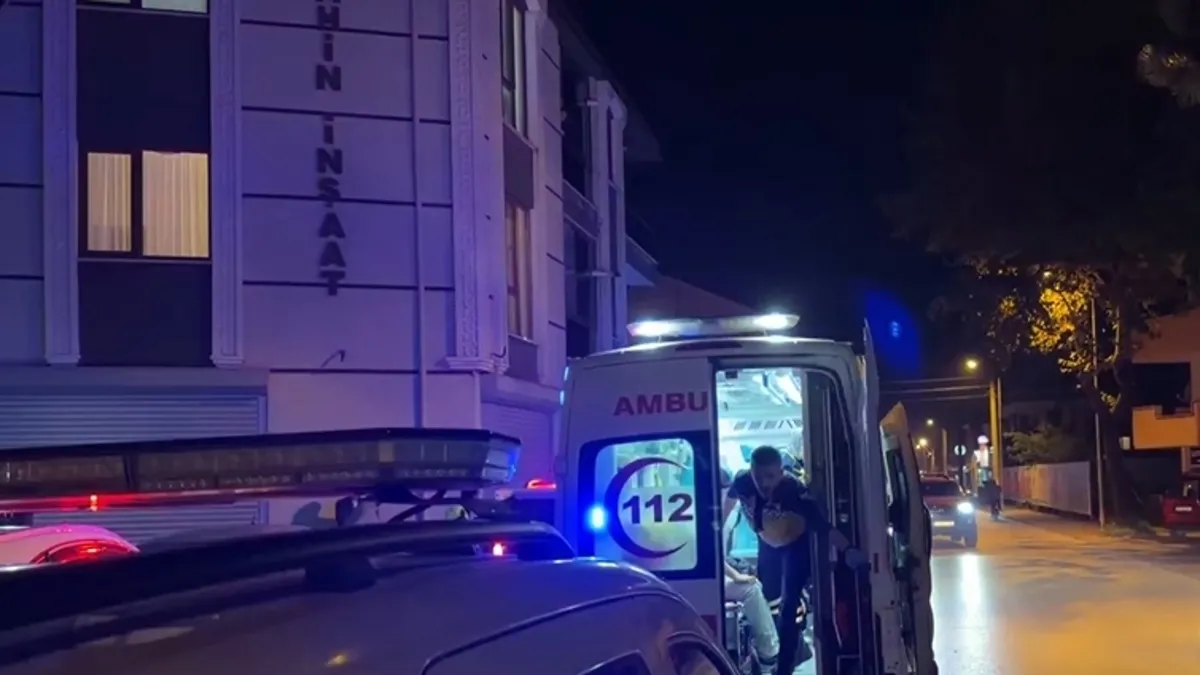 Sıcak Gündem: Düzce’de motosiklet kaldırıma çarptı: 2 yaralı: Gelişmeler Takip Ediliyor