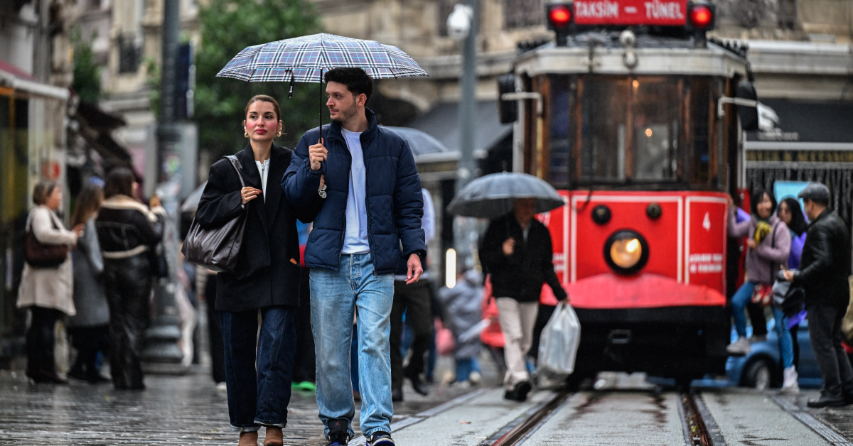 Gündemden Son Bilgiler: Sağanak yağmur uyarısı! Bu bölgeler dikkat | İşte Tüm Ayrıntılar