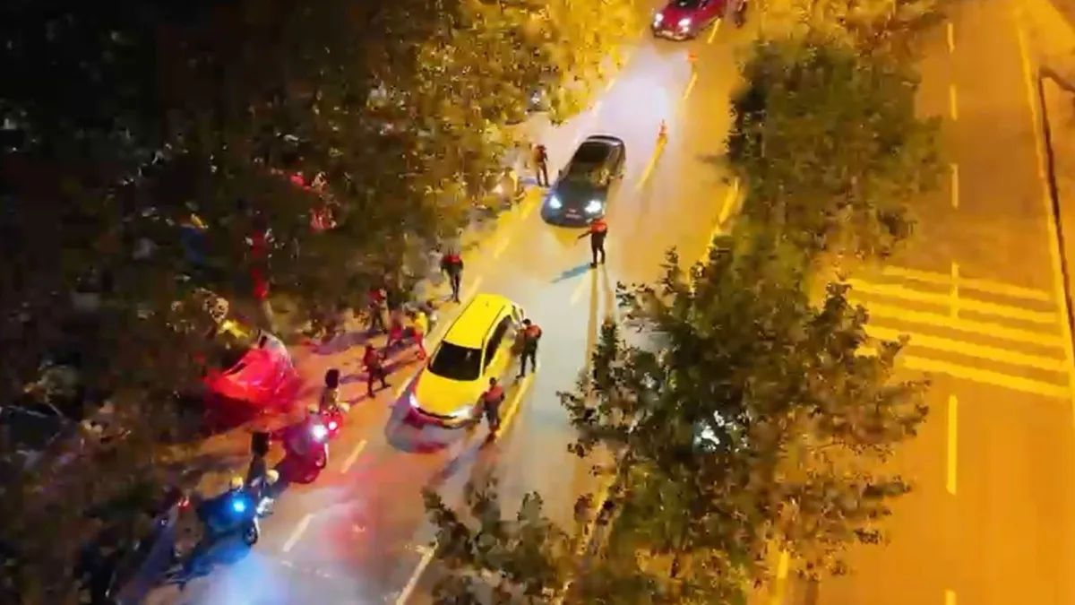 Beyoğlu’na gece Asayiş Berkemal denetimleri: 22 aranan şahıs yakalandı, işletmelere milyonluk ceza yağdı - Son