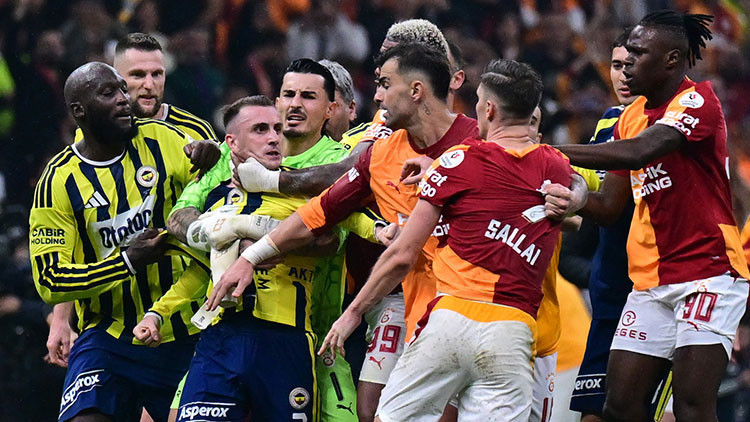 Gündemden Son Bilgiler: Derbide utandıran görüntüler! | İşte Tüm Ayrıntılar