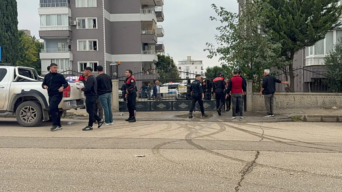 Sıcak Gündem: Adıyaman’da site içinde kavga: 1 yaralı 5 gözaltı!