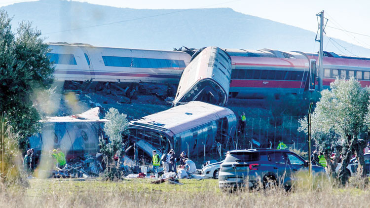 Son Gelişme: 68 ölü 80 yaralı... İspanya’da tren faciası - Son Dakika Bilgileri