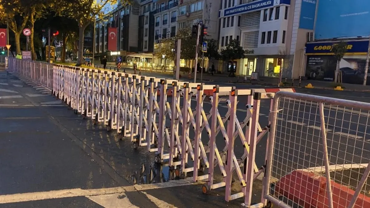 Son Gelişme: İstanbul'da Cumhuriyet Bayramı kutlamaları dolayısıyla bazı yollar trafiğe kapatıldı | İşte Tüm A
