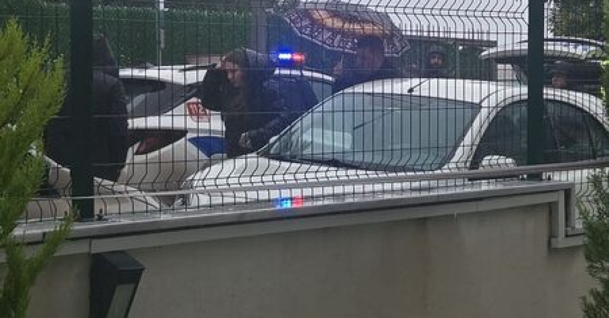 Son Gelişme: Okulun önünde bekçi veliyi vurdu!