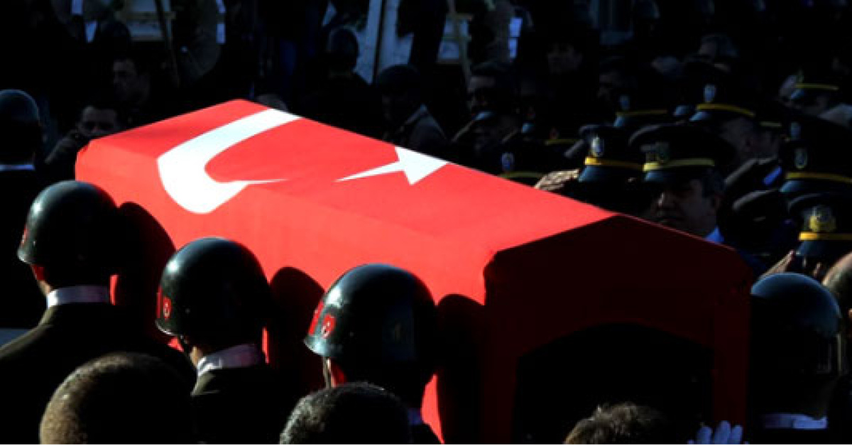 Gündemden Son Bilgiler: MSB: Hakkari'de 1 asker şehit oldu: Gelişmeler Takip Ediliyor