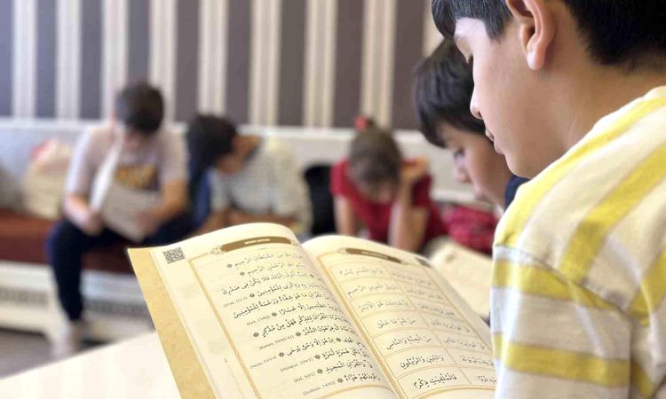July 15 Program at Ağrı Youth Center: The Holy Quran was Read for the Martyrs - Last Minute