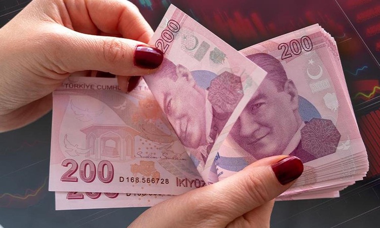 Akaryakıtta üçlü zam kapıda! Motorin 100, otogaz 50 lirayı aşabilir