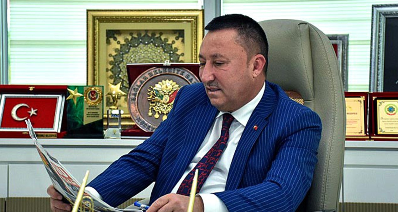 AKP'li eski başkan dolandırıcılıktan hakim karşısında: İfadesi gözler önüne serildi - Son Dakika: Gelişmeler T