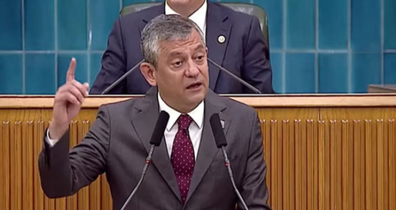 Kritik Açıklama: AKP'li isim kamuoyuna ilan etti: CHP lideri Özel, alınan mutlak butlan kararına itiraz edemey