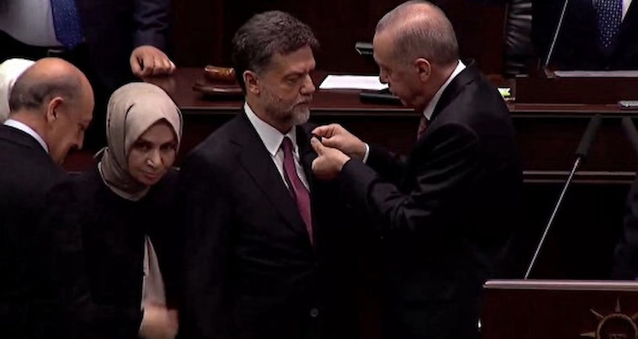 Sıcak Gündem: AKP'li vekili kahreden haber! Annesini kaybetti - Son Dakika Haberleri | İşte Tüm Ayrıntılar