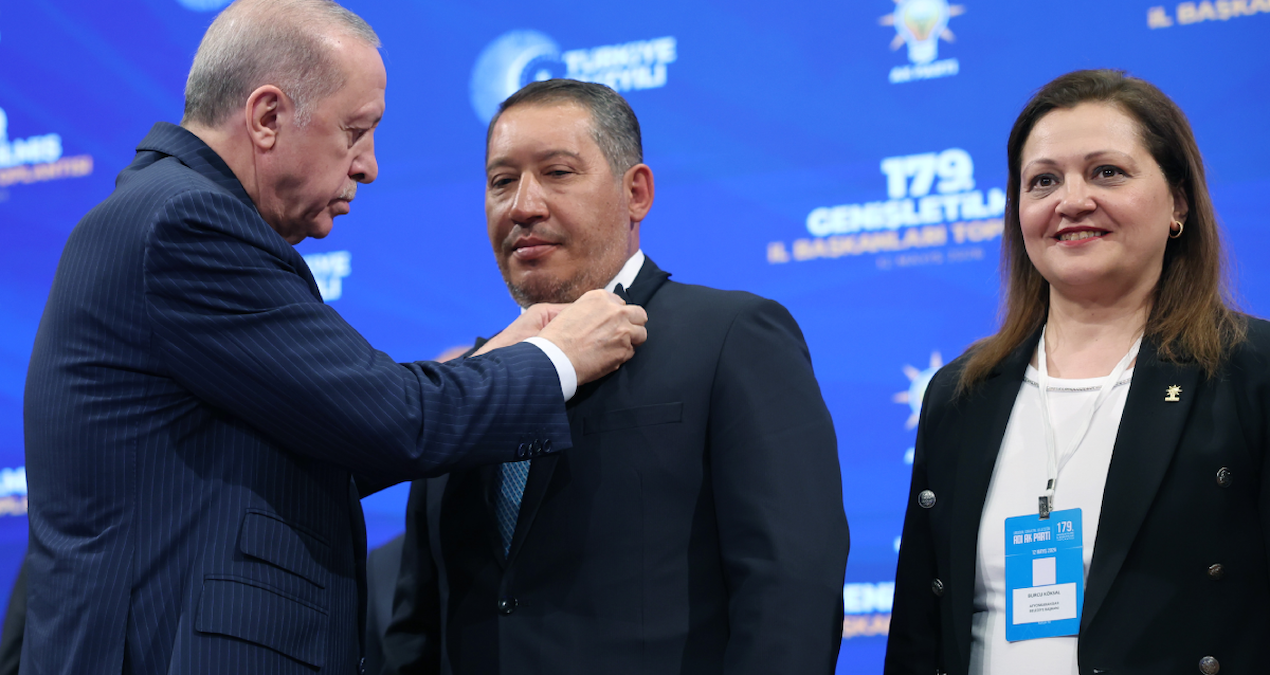Ayrıntılar Netleşti: AKP'ye geçmesinin nedeni bunlar mı? - Son Dakika Haberleri | İşte Tüm Ayrıntılar