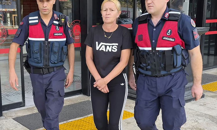 Alanya'da düştüğü iddia edilen Polonyalı turist 5 gün sonra öldü, eşi hakkında tutuklama kararı verildi - Son
